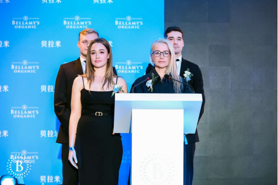 孫燕姿現(xiàn)身上海貝拉米春日野餐會 共同見證新升級澳洲版貝拉米亮相中國1341.jpg