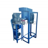 甘孜牛筋面機(jī) 大型牛筋面機(jī) 全自動(dòng)牛筋面機(jī) 辣條機(jī)廠家