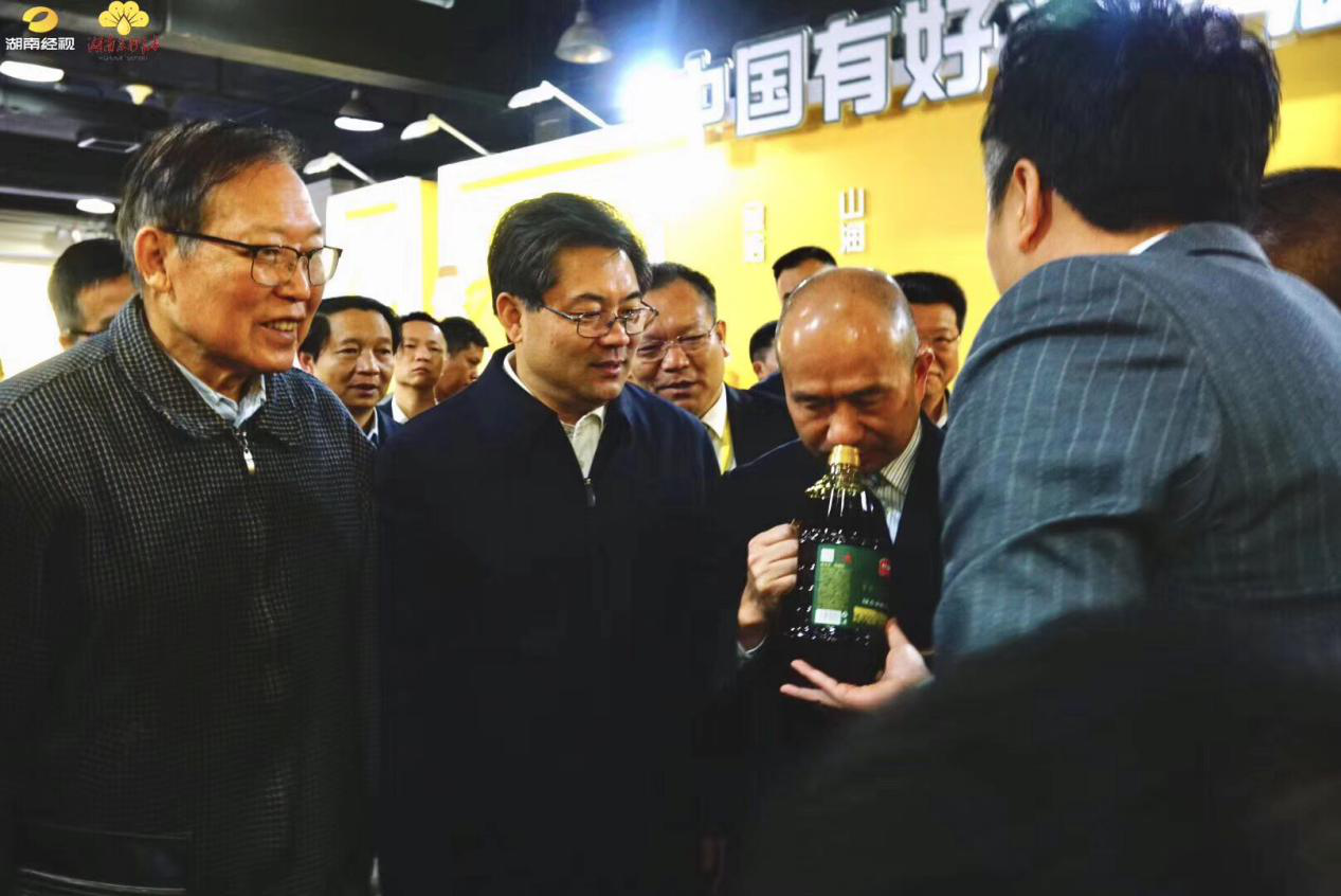 中國有好油?湖南菜籽油 湖南省食用植物油產(chǎn)業(yè)聯(lián)盟成立