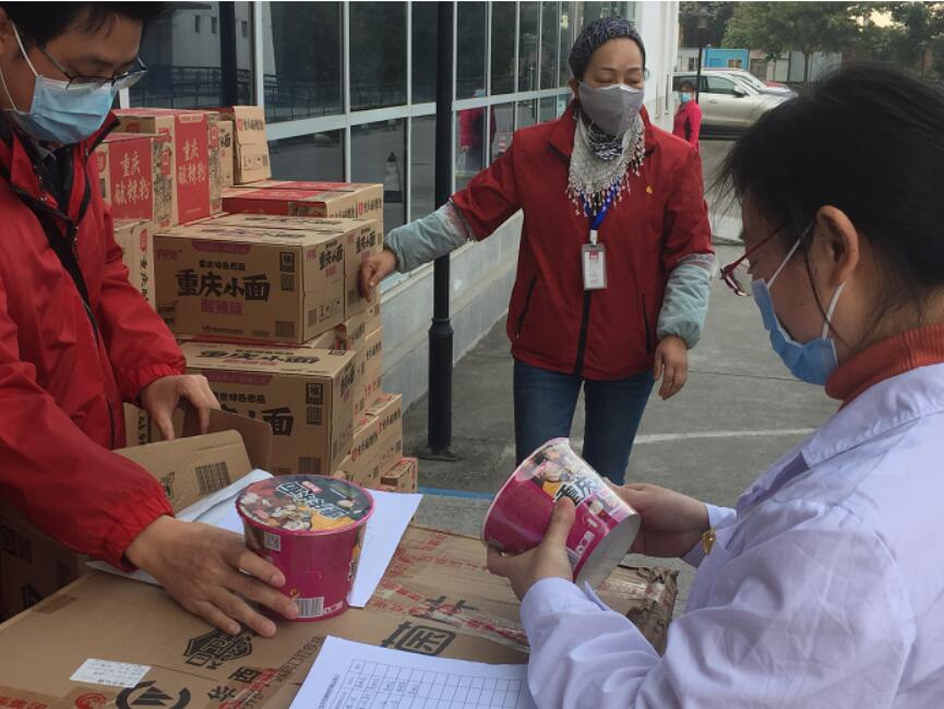疫情中的白家食品：你為生命逆行，我為你們守護(hù)！
