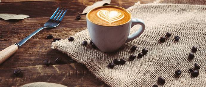 攝圖網(wǎng)_500604696_wx_咖啡拉花與咖啡豆（企業(yè)商用）